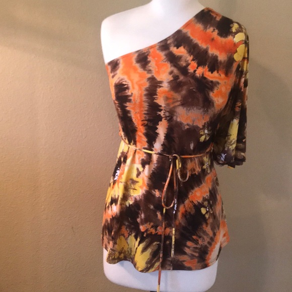 One Shoulder Knit Shirt - Picture 1 of 3